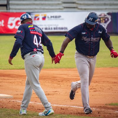 Marineros de Carabobo venció a Samanes de Aragua en un duelo de bateo en el marco de la LMBP