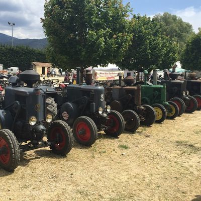 Ventoux retro Véhicules à Malaucène 2016