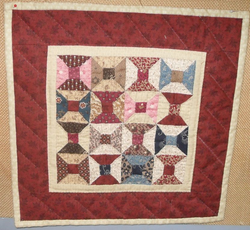 petite expo trés sympatique des quilts de nos adhérentes.