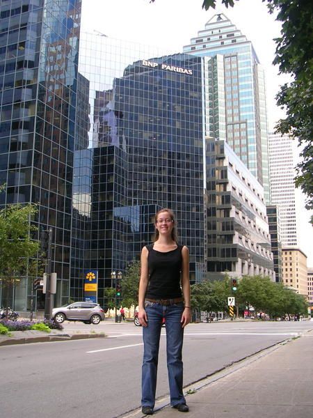 Petit tour entre le centre-ville toujours aussi haut et l'université.
Mercredi 16 juillet 2008.