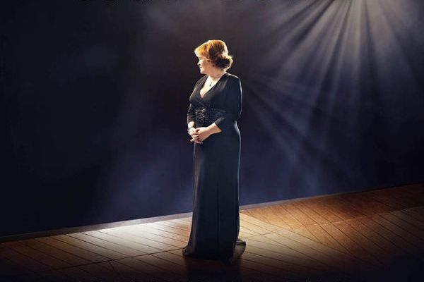SUSAN BOYLE "STANDING OVATION: THE GREATEST SONGS FROM THE STAGE"