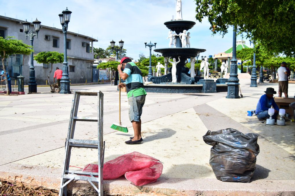 Concejal de Maracaibo recupera espacios del Boulevard de Santa Lucía de la capital zuliana