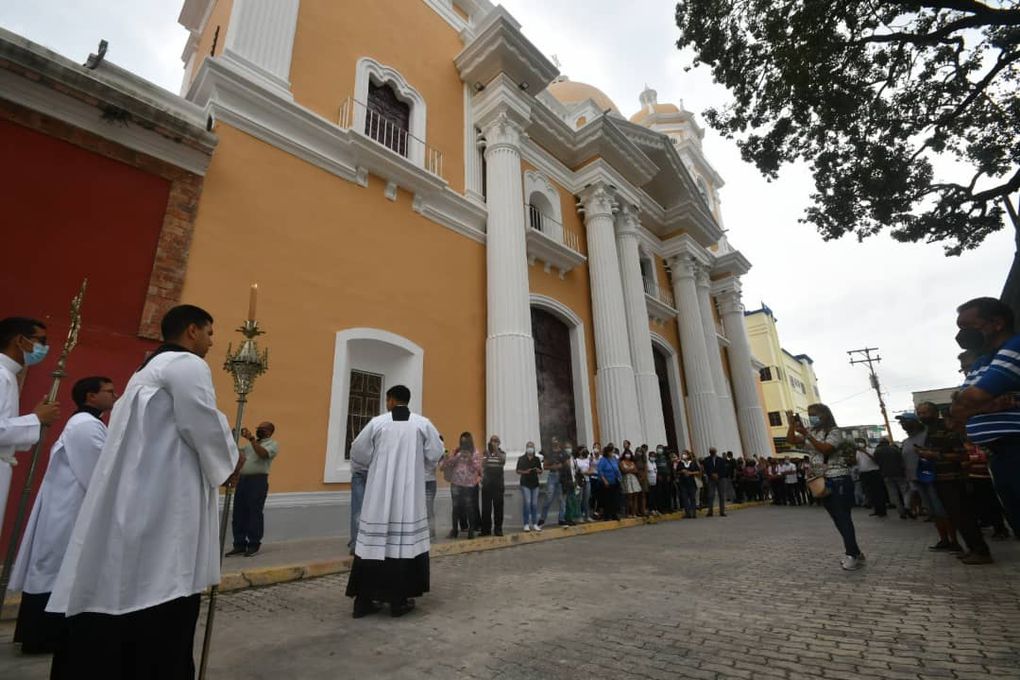 Misa de amplios recuerdos y sentimientos celebró Centenario de la Diócesis de Valencia  (+Fotos Jacinto Oliveros)