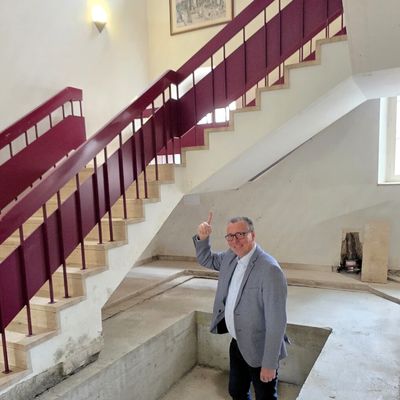 Barrierefreiheit im Veitshöchheimer Rathaus: Aufzug nimmt Gestalt an