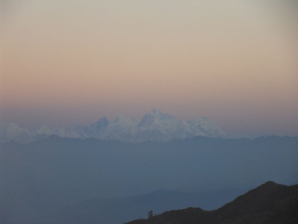 Trek jusqu'à admirer le Kangjenjunga, 3ème plus haut sommet du monde au soleil couchant et au petit matin