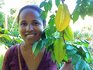 Madame Lalah et notre guide Ursula en visite au Paradis d'Alain.