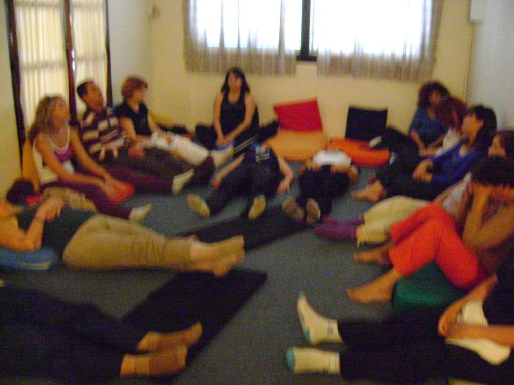 talleres jornadas y seminarios vivenciales desarrollados en 2009 en nuestra sede y en la casa de convivencias del mollar " Kundalini"