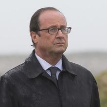 Hollande franchit une nouvelle fois le mur du çon