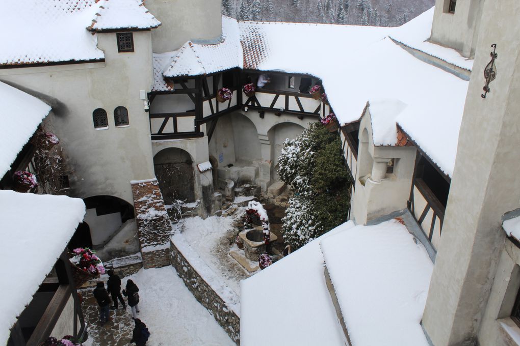 RO25 HA History and legends-Brasov and Bran