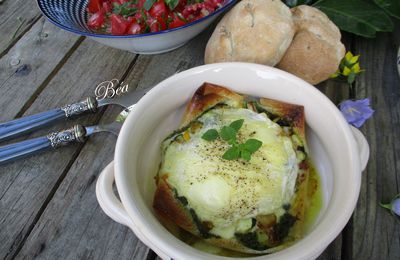 Croustade au pesto de fanes de radis, courgettes et Saint Félicien