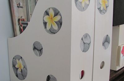 Customisation de boîtes Ikea en bois brut