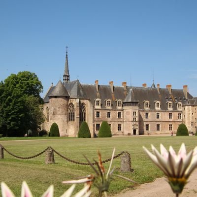 Château de Lapalisse (Allier, 03120 Lapalisse)