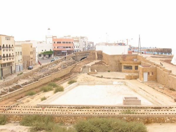 La ville industrielle (mais aussi spt de surf incontournable et très joli forteresse portugaise) de Safi. Méconnue, à tort !