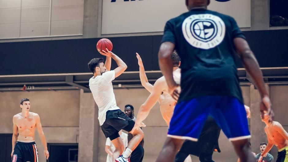 Wie man beim Basketball besser wird - Sport