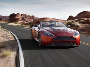 Aston Martin V12 Vantage S roadster, le prochain décapotable