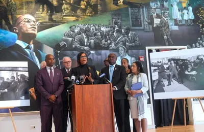 La famille de Malcolm X poursuit le FBI, la CIA et la police de New-York, réclamant 100 millions de dollars (MEM)
