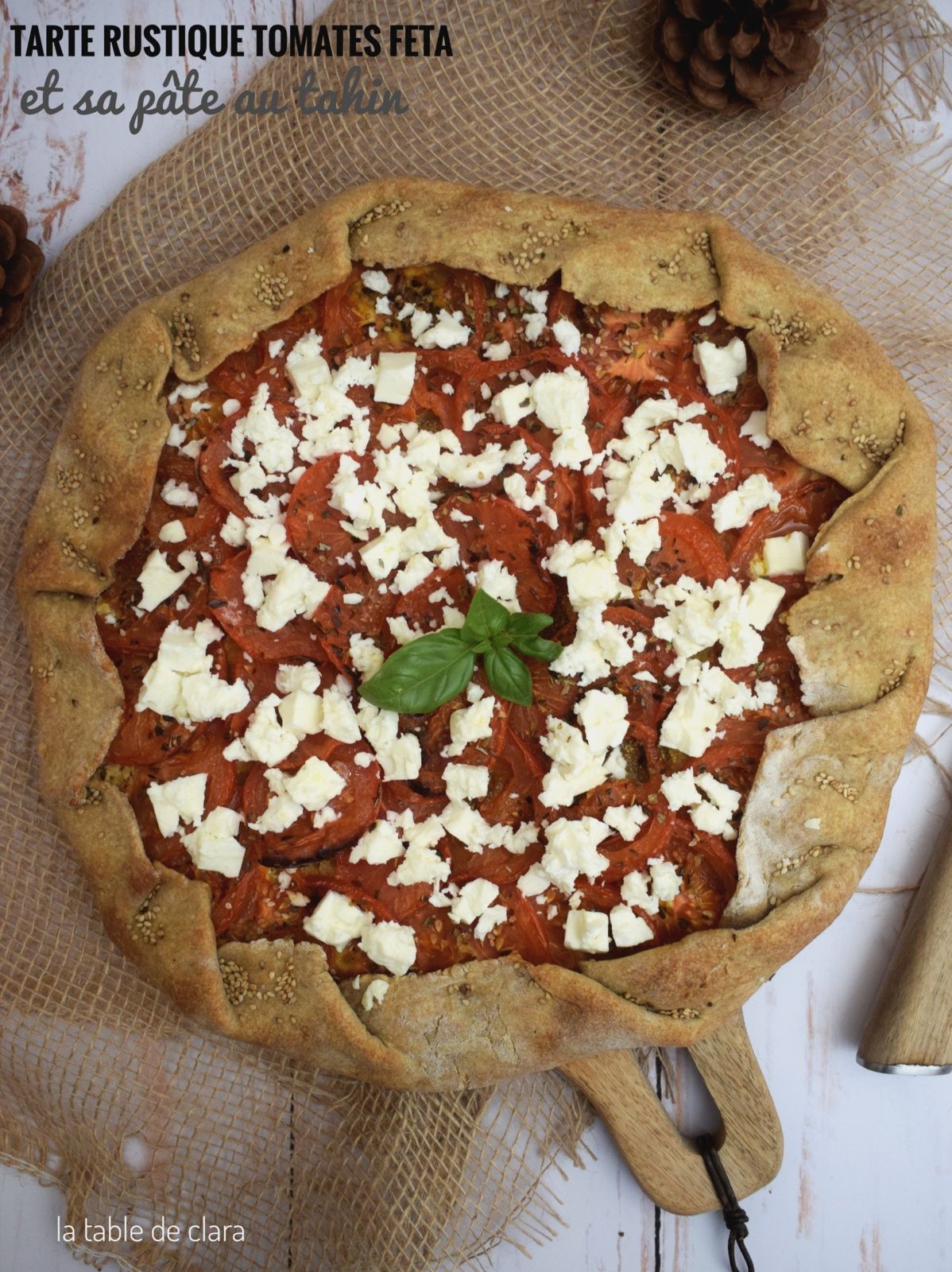 Tarte rustique tomates feta pâte tahin