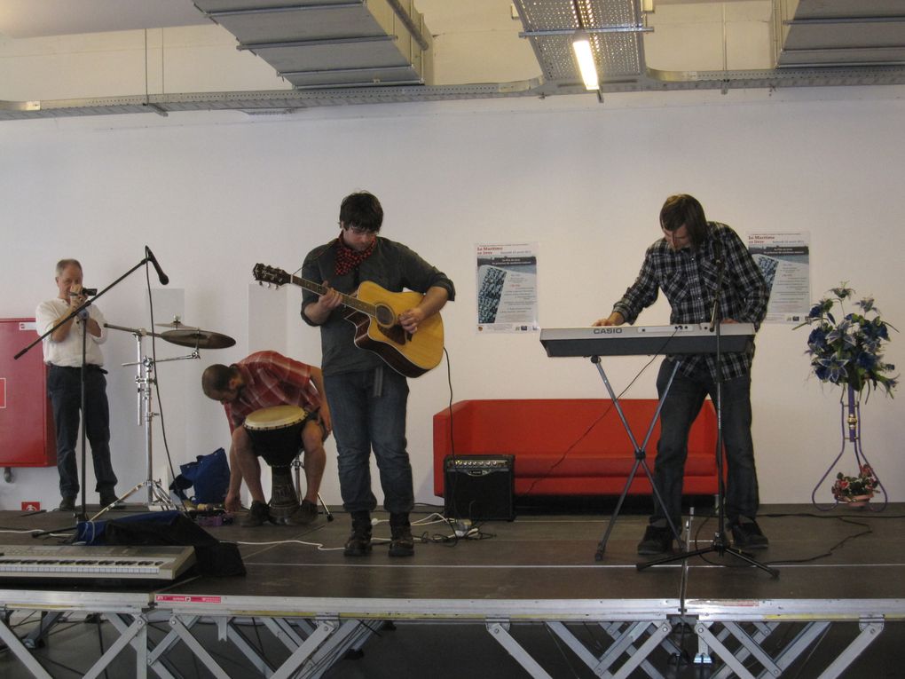 Grande fête du livre au centre Maritime de Molenbeek. Le 23 avril 2011