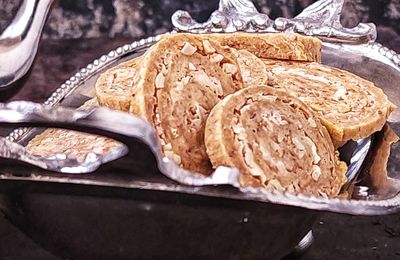 Fekkas salé aux amandes et au fromage 