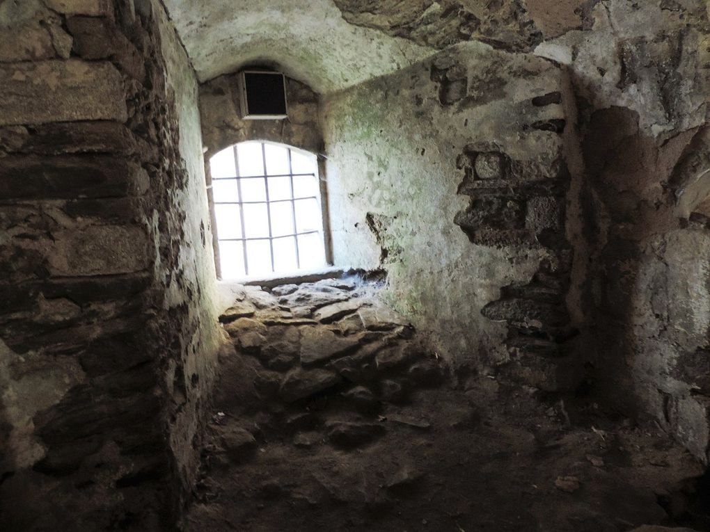 Uzerche : Crypte de l’abbatiale St Pierre