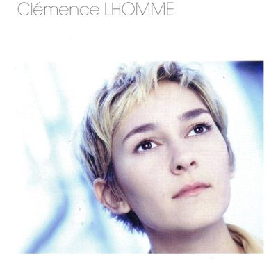 clémence lhomme, une chanteuse française qui fut la créatrice du blues trottoir avec ce titre "un soir de pluie"