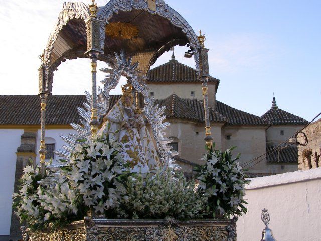 Estampas de la procesión de la patrona de Santaella, Ntra. Sra. Del Valle.
8 de Septiembre de 2010