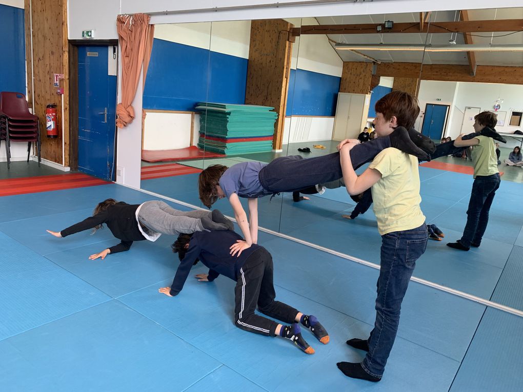 Accros à l'acrosport!