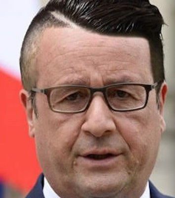 Francois hollande jeune