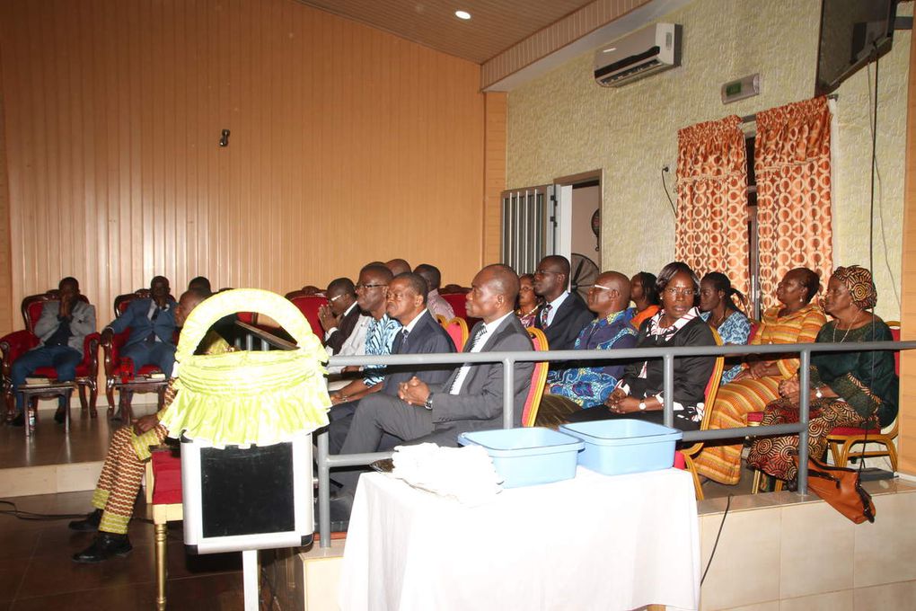 Les membres du Conseil de l'Eglise  d'Akouédo  Centre "Temple Emmanuel