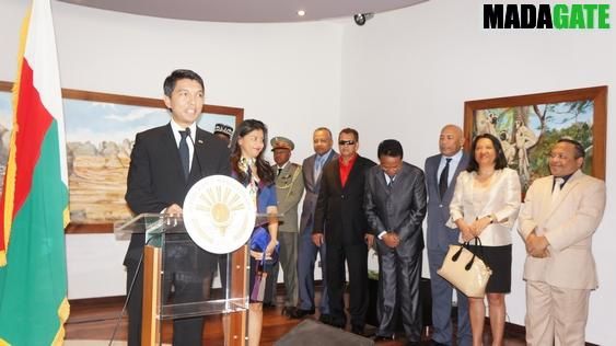 Le couple présidentiel Andry ey Mialy Rajoelina. Second départ aux Seychelles pour une nouvelle rencontre avec l'ancien président Marc Ravalomanana. Photos: Harilala Randrianarison