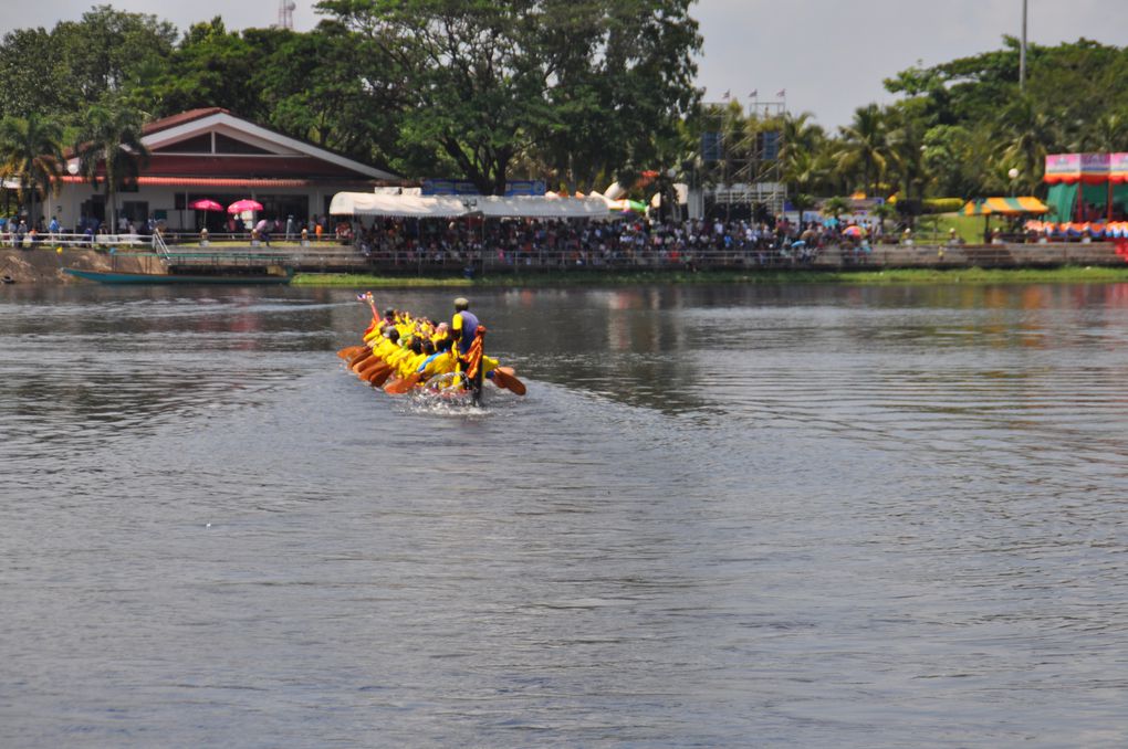 Album - Courses-de-bateaux-Parade