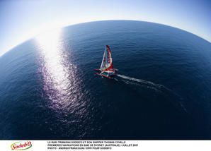 Voici les plus belles images du Maxi Trimaran Sodebo, né en Australie et qui a fait le voyage retour jusqu'en France. 
Photos Cpyrght Pierrick Robert et Andrea Francolini