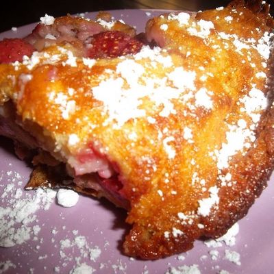 Crêpe soufflé aux fraises pour la fête des pères