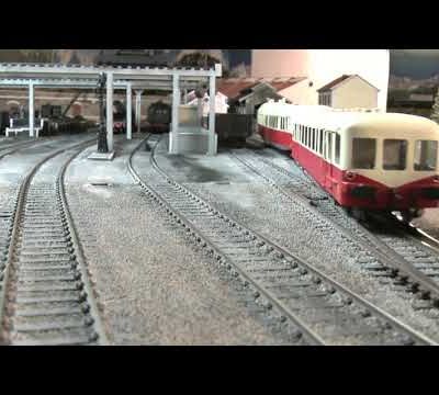 Locomotive vapeur HO 232 U1 de Fulgurex sur le pont tournant du dépôt de Cuques