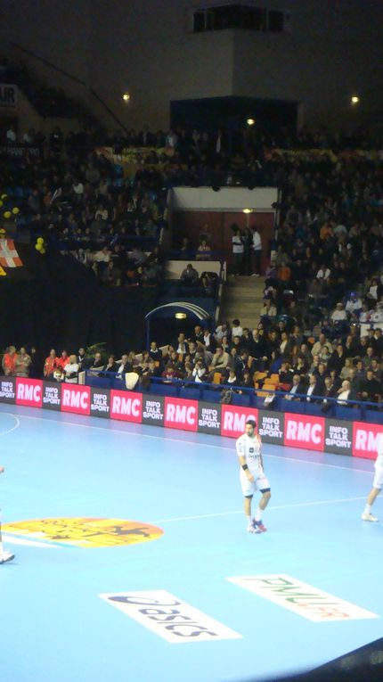 Finale de la Coupe de la Ligue de handball. Le samedi 18 décembre 2010 dans le Palais des Sports de Pau. Score final : 32-29 en faveur des Montpelliérains.
Photos : Nicolas Gréno.