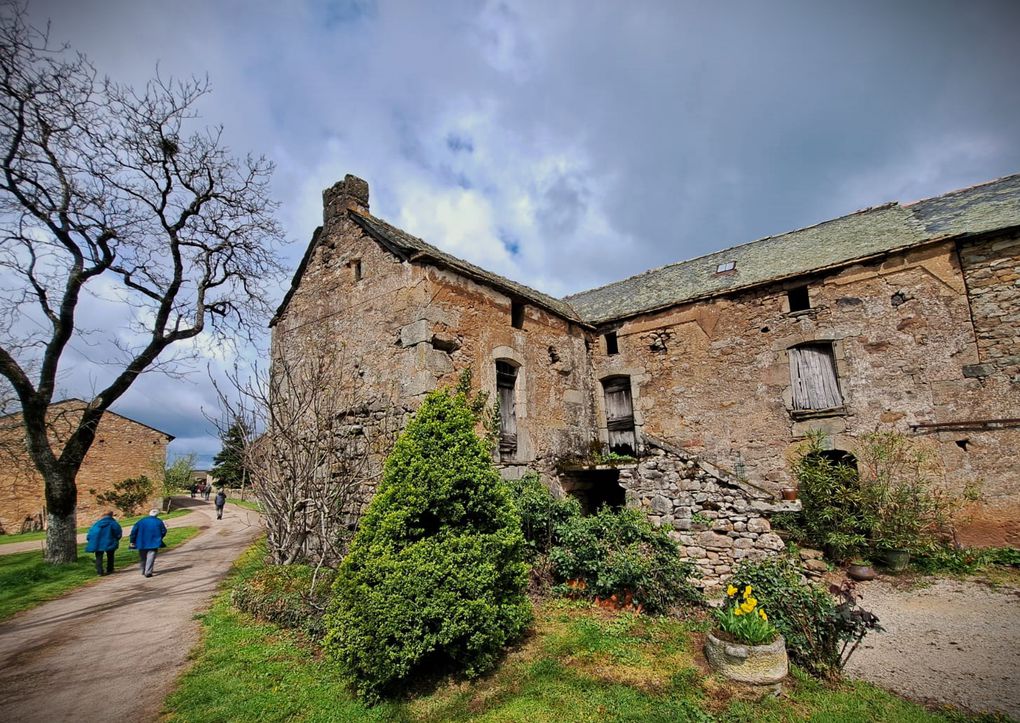 Jeudi 13 avril : Rando gourmande à Najac, repas à la charcuterie fermière du Py