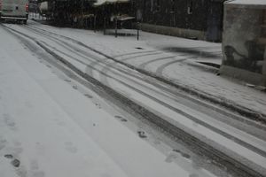 Des membres du collectif d'habitants ont tenu, ce jeudi 14 janvier, une réunion de travail au Centre Social et Culturel des Combes malgré la neige. Super motivés !