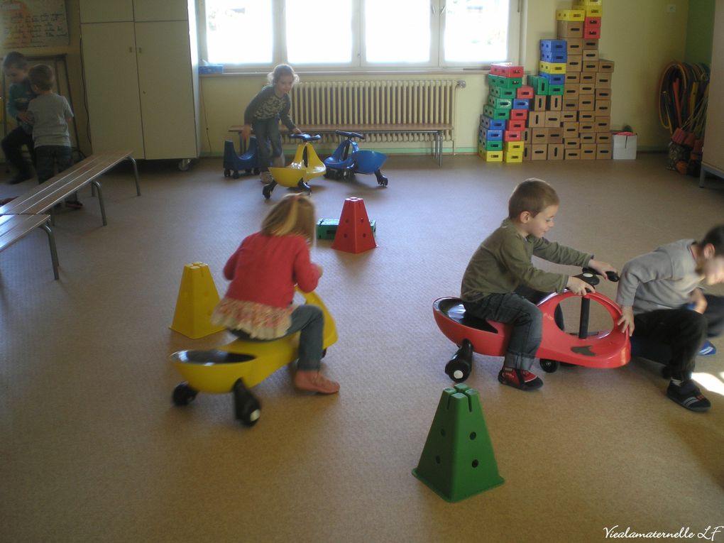 Photos prises dans le cadre des activités de la maternelle