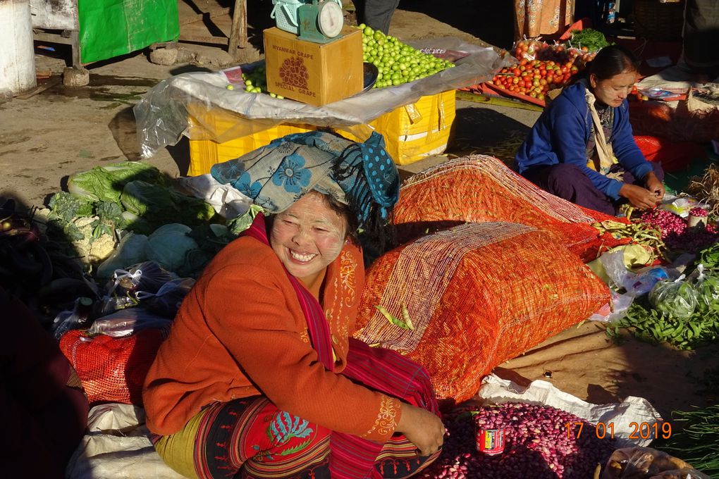 Le marché de Pinlaung