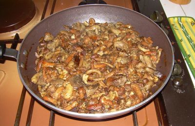 POELEE DE CHAMPIGNONS