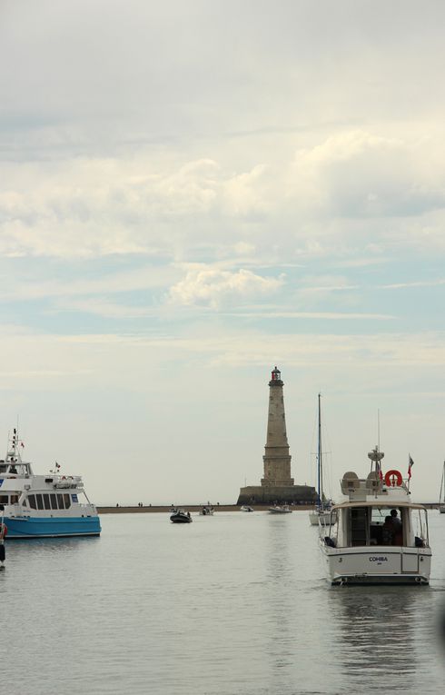 sortie d'une journée au phare de Cordouan, avec pique nique et promenade en bâteau et enfin visite du phare