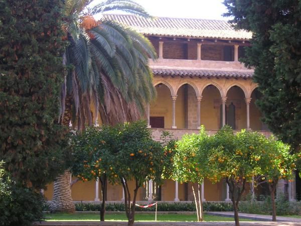 Autres sites et quartiers touristiques de Barcelone : monastère de Pedralbes, Montjuich(Poble Espanyol),le Port, les Ramblas...