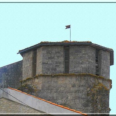 Diaporama église fortifiée de Cherbonnières