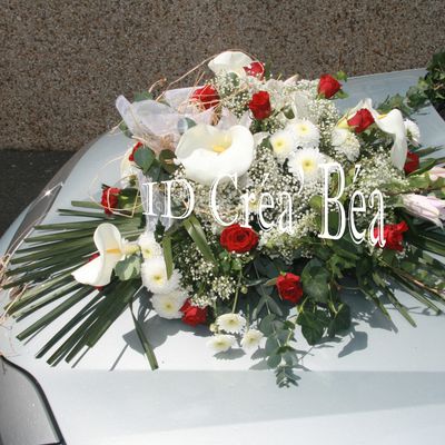 Compositions florales, mariage : bouquet de mariée, boutonnière ...