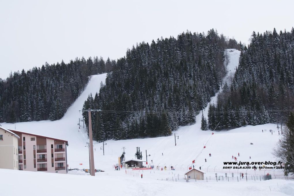 Les photos ce cet hiver 2009, prisent avec un SONY DSLR-A300 Objectif DT 18-70mm F35-56. ballade à travers le Haut Jura avec l'or blanc tant attendu ! Cette année 2009 reste exeptionelle !