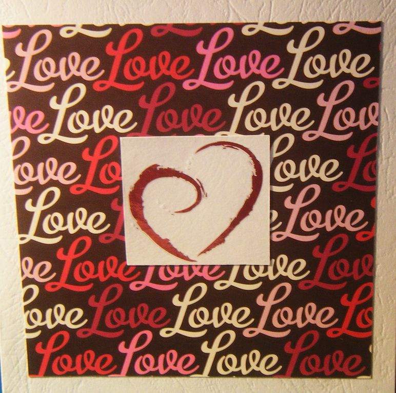 Quelques cartes réalisées en 2012 qui peuvent être offertes soit pour la Saint Valentin soit pour les anniversaires de mariage, pacs, rencontre.... Bref toutes les occasions sont bonnes pour dire à son chéri (ou à sa chérie) qu'on l'aime !!!