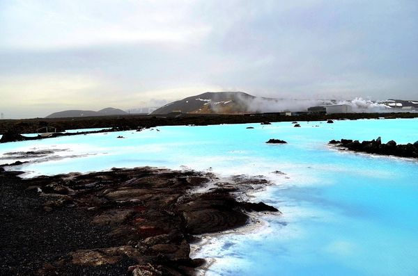 the blue lagoon in iceland