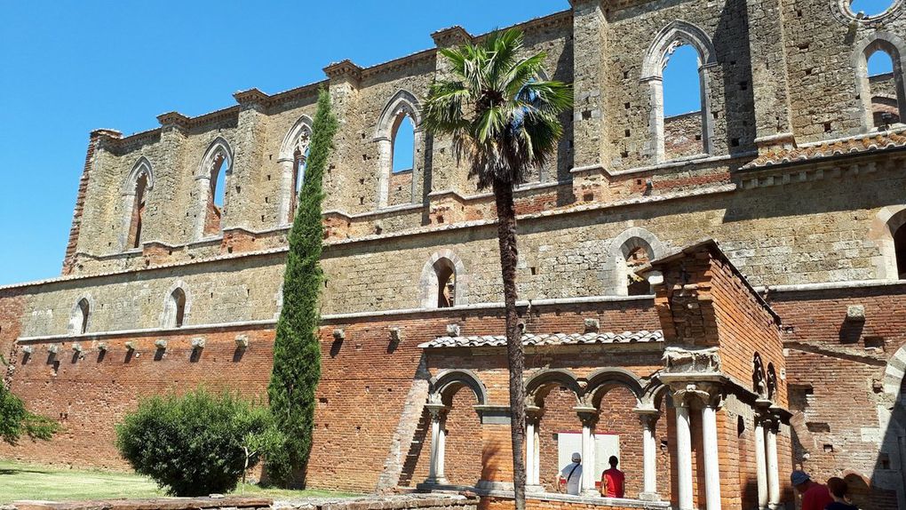 Abbazia di San Galgano e Eremo di Montesiepi - Chiusdino (SI)