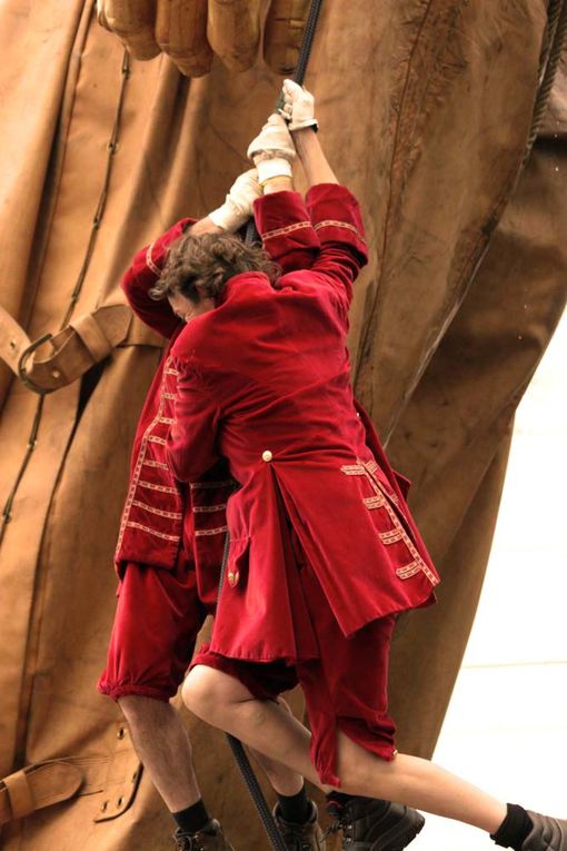 Les photos de la petite géante et du scaphandrier - Royal de Luxe Nantes 2009