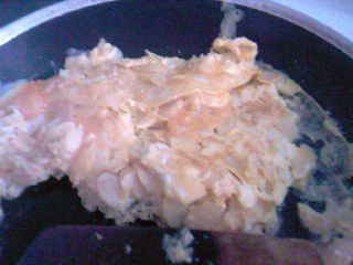 Omelette aux amandes